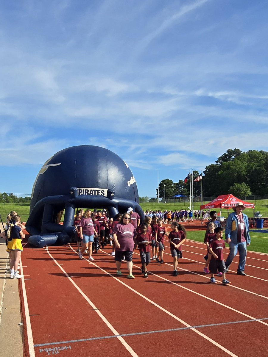 How we Saturday in the #wildcatnation #palestinetx #palestine_isd. We can’t wait to hear the results feom the Special Olympics event in Pine Tree today!!! GO WILDCATS!!!