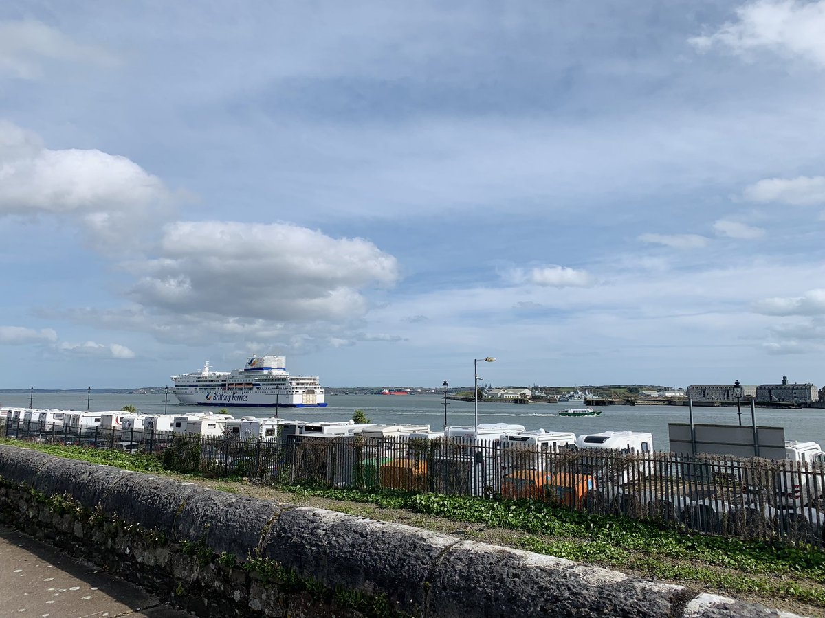 A busy harbour and busy town for @NationalSpringC in Cobh today. If everyone did a little it would help a lot🥰
@PortofCork @Corkcoco @CobhHarCham