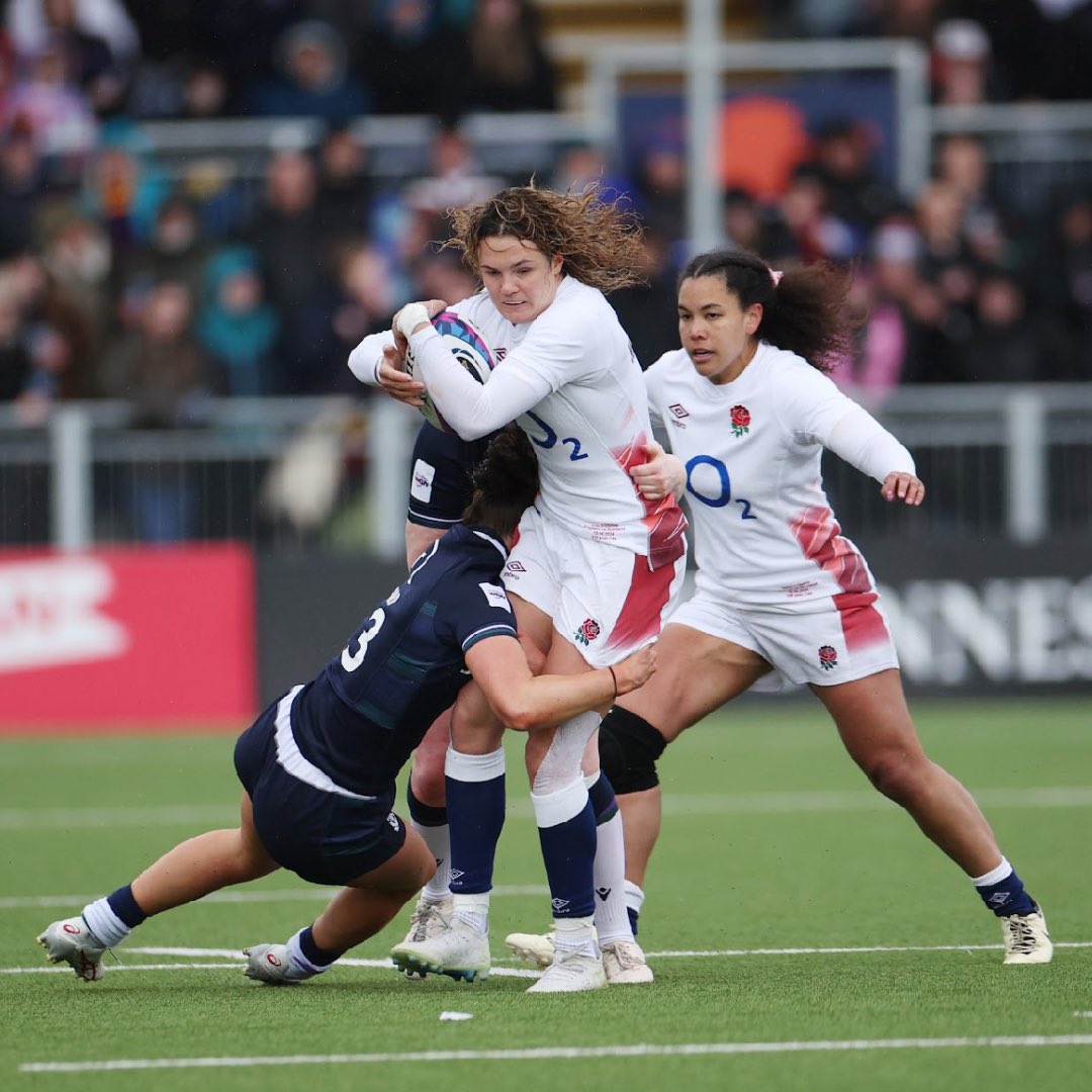 What 👏 a 👏 game 👏 Our @RedRosesRugby continue their winning streak with a triumph over Scotland in Edinburgh, 46 - 0. We’re so proud of you. Next week: home soil at Twickenham Stadium 🏴󠁧󠁢󠁥󠁮󠁧󠁿 #WearTheRose 🌹 #SCOvENG #GuinnessW6N