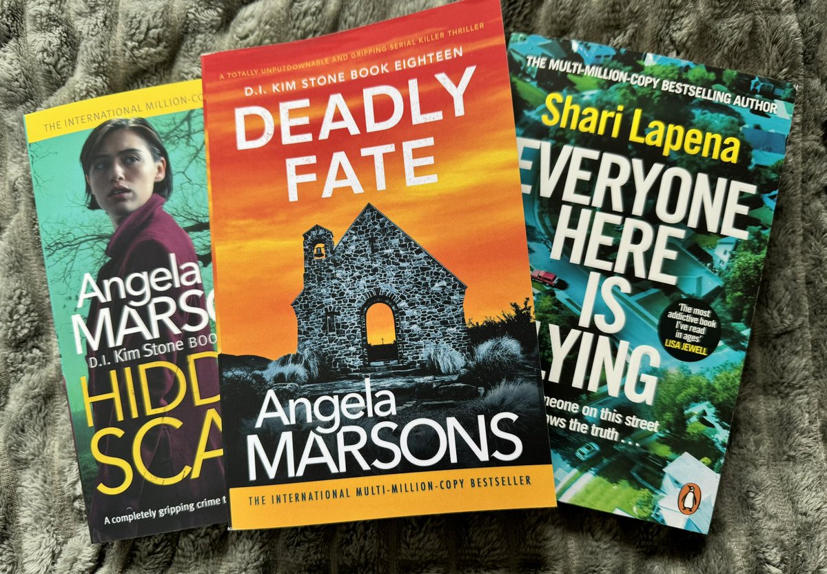 Latest book arrivals ❤️ more from @WriteAngie #HiddenScars #DeadlyFate and #EveryoneHereIsLying by @sharilapena #keepreading #booklovers