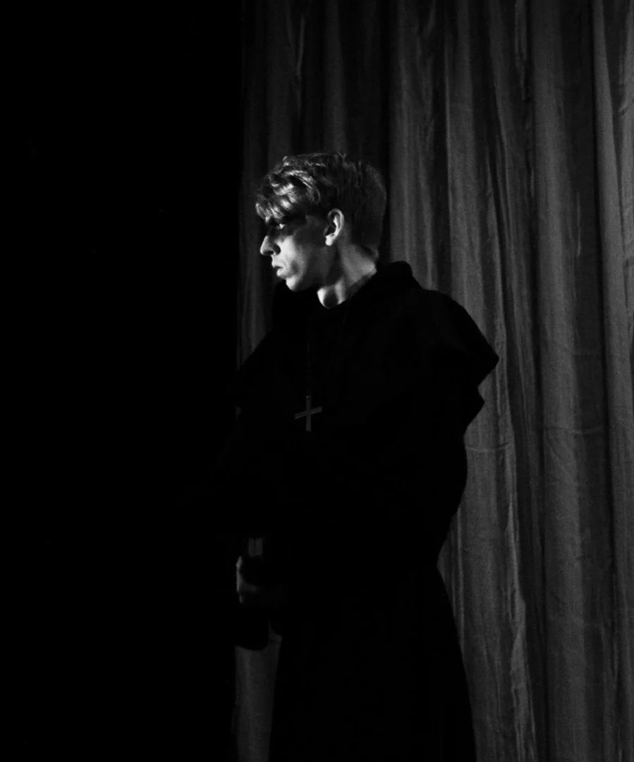ACTingHUBUK's tweet photo. We're thrilled to have Peter D. Vicson on board, portraying The Porter, Witch One, and more! 🎭 With his infectious energy and impeccable comedic timing, Peter lights up the stage and infuses every scene with spirit. Get ready for a rollercoaster of emotions! #GroveMacbeth #PeterDVicson #ComedicGenius #Shakespeare [@PeterDVicson]
📍 Norbury Theatre, Droitwich: April 12-13
📍 Cheltenham Playhouse: April 26-28
Macbeth | Grove Productions Lt
The Norbury Theatre | Droitwich Spa 
Cheltenham Playhouse | Grove Productions - Macbeth (https://t.co/qLFetgrQQl)