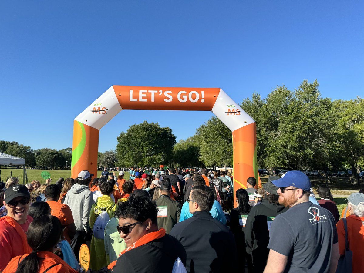 therealBeede's tweet photo. Wonderful morning walking and supporting @Danielle_Stein9 and @mssociety at Walk MS! #spreadingORANGE #MS4MS https://t.co/RJLWRNP51H