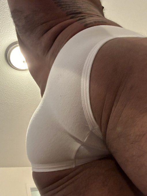 Morning work out&hellip;. Summer is almost here!!! https://t.co/R0Dhbjr8ul