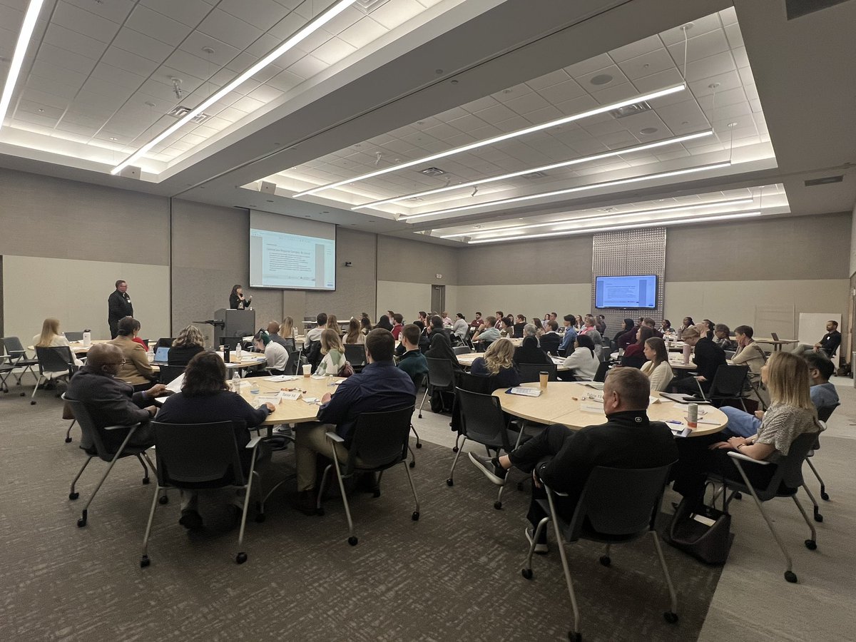 Amazing turnout to build the Class of 2029 for the <a href="/umnmedschool/">UMN Medical School</a> at St.Cloud! #BringingtheU_toYou #UMNproud
