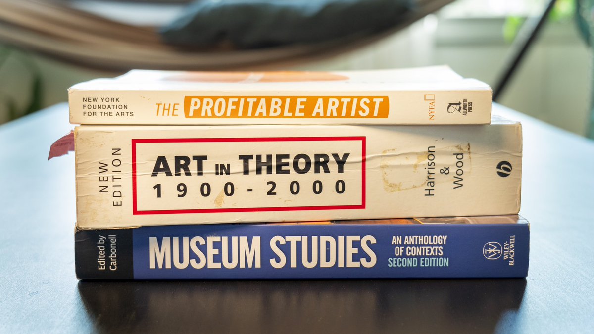 prototypelives's tweet photo. 3 Books I recommend instead of getting an art degree https://t.co/UrkzotRs71