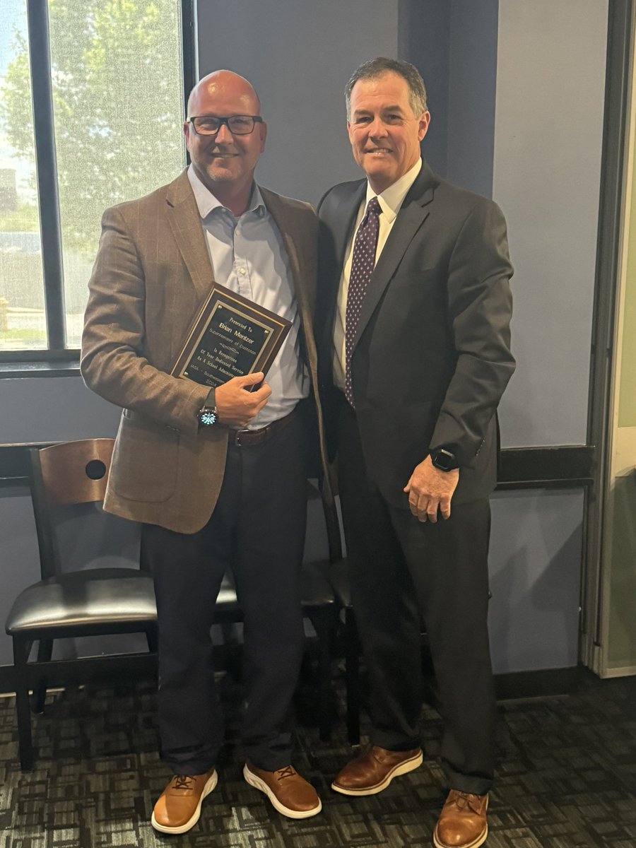 SWIASA’s Superintendent of Distinction Dr. Brian Mentzer <a href="/BTHS201/">BTHS District 201</a> 
Brian is an innovative leader dedicated to his community &amp; providing opportunities for the students they serve. The CAVE is one example of Brian’s vision for what’s possible when you bring people together