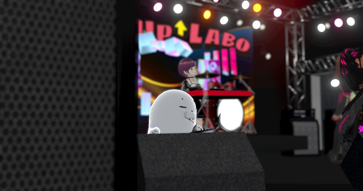 chocooo_dayo's tweet photo. ���しかった！  #cluster #POP-UP⇧LABO #VRライブ #生演奏 #あまびー
https://t.co/3MuaLJxW7B https://t.co/bPiVeVpQv3