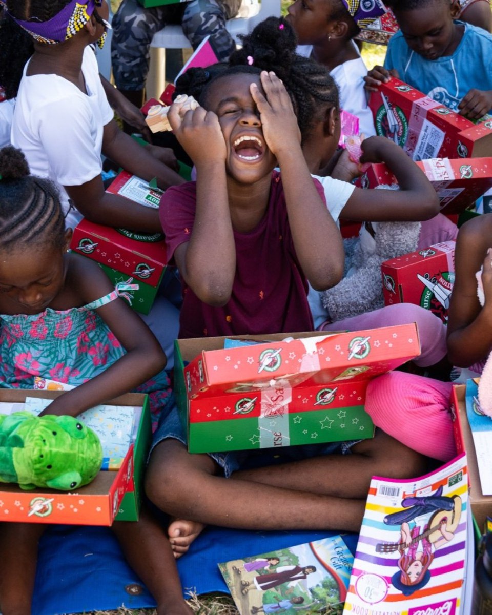 The progression of this boy in Grenada opening his gift-filled shoebox stole our hearts! ❤️ We praise the Lord that this boy was able to see God's love up close and personal this day.