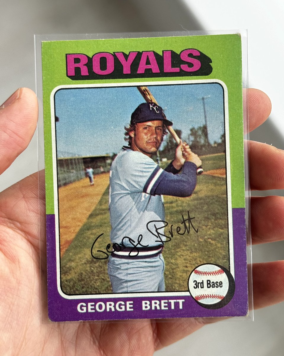 Here’s the card we’re giving away…the 1975 Topps George Brett rookie! TO ENTER: Just like this post and follow @Topps!