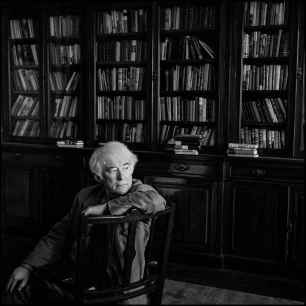 Remembering Nobel Prize laureate Seamus Heaney on his birthday 🎂 📷 Steve Pyke, 1995 'It was almost like he was indistinguishable from the country. He was like a rock star who also happened to be a poet.' - Paul Muldoon
