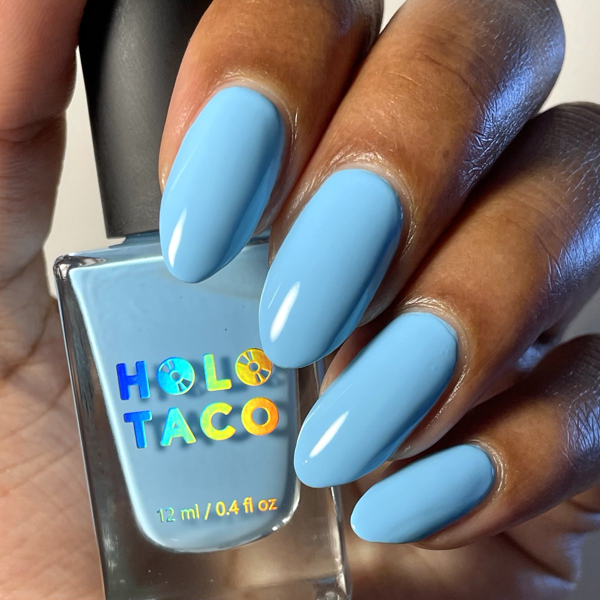 holotaco's tweet photo. We know it sounds Too Good To Be Blue ๐ฉต, but if you would rename this sky blue pastelโ๏ธ what would you call it? ๐ญ Let us know!! ๐๐๐
๐ธ:
1๏ธโฃ- a_painted_queen
2๏ธโฃ- melanated.mani
3๏ธโฃ- @jackiemonttnail
4๏ธโฃ- dangerouslypolished
#holotaco #toogoodtobeblue ๐ฟ๐ฎ https://t.co/LEgojLzqkl