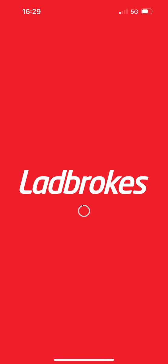 ljfpics's tweet photo. @Ladbrokes Spinning circle of doom as one of my bets is coming in and I can’t cash out… https://t.co/xDugoAdkLQ