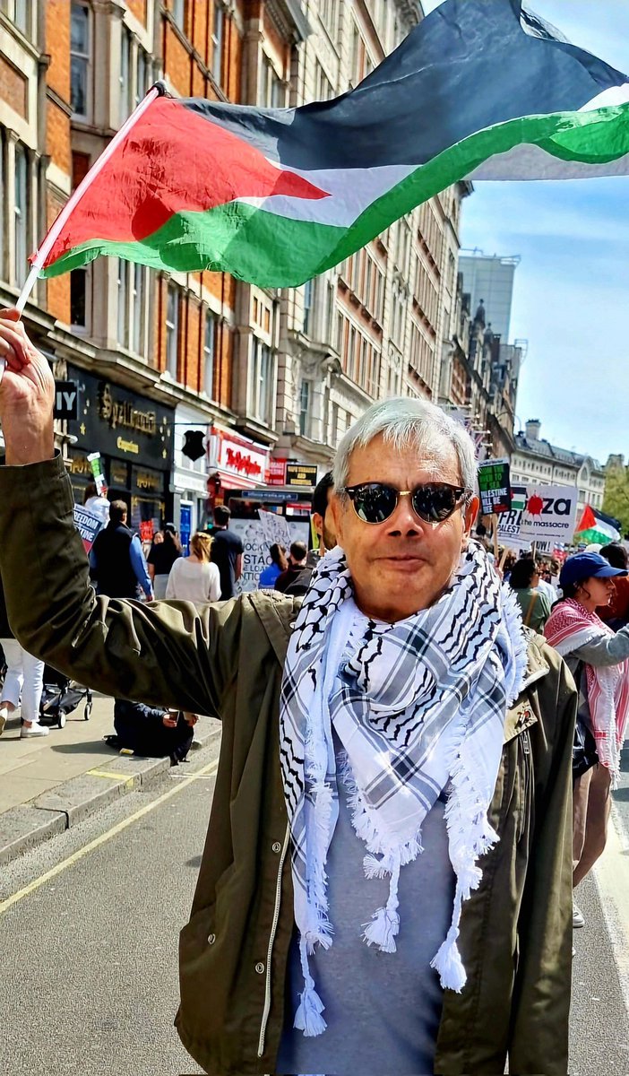 Doug Thorpe @tf_politics International Officer at today's London March For Gaza.
#CeasefireNOW
#StopArmingIsrael
#EndApartheid
#FreePalestine