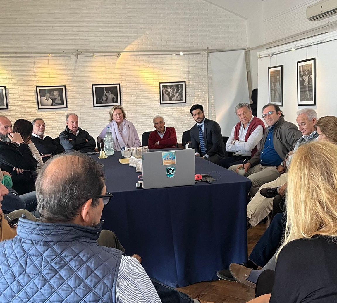 Liga de Punta del Este tweet media