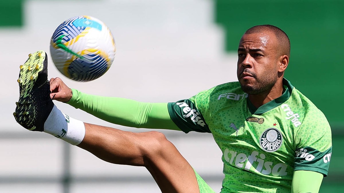 Preparação finalizada para a estreia no @Brasileirao! A manhã foi de trabalho técnico na Academia de Futebol. Leia os detalhes em nosso site ➤ bit.ly/49QQCpz #AvantiPalestra