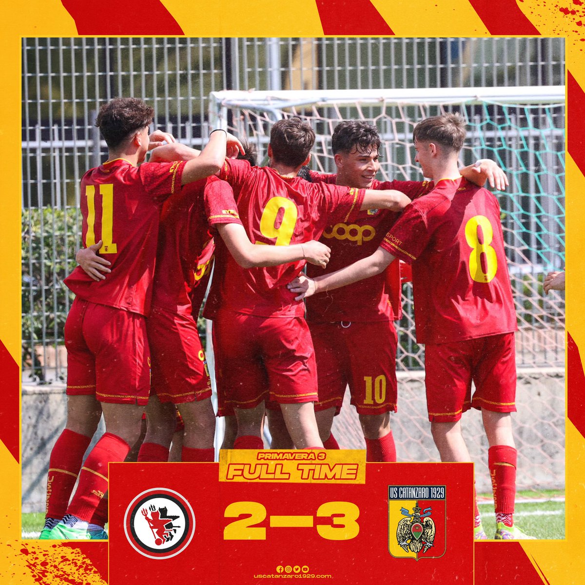 USCatanzaro1929's tweet image. ⚽️ |  PRIMAVERA 3 | FULL TIME ⏹️

VITTORIA E QUALIFICAZIONE AI PLAYOFF!! 🔥
CONTINUA IL CAMMINO DEI GIALLOROSSI 💪

#Primavera3 #AvantiAquile 🟡🔴