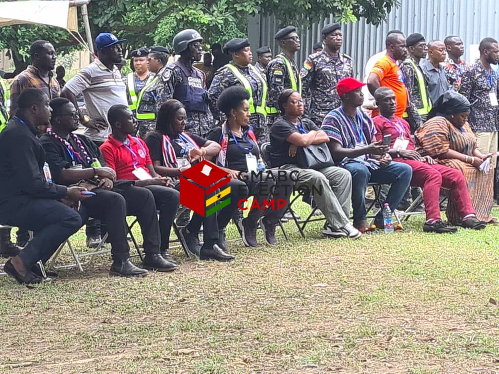 Voting ends. Counting underway in the NPP Parliamentary Primaries in Ejisu. Aspirants patiently waiting for results. Who succeeds Dr. John Kumah

#EjisuNPPDecides
#GMABCElectionCamp
#HappyGhana