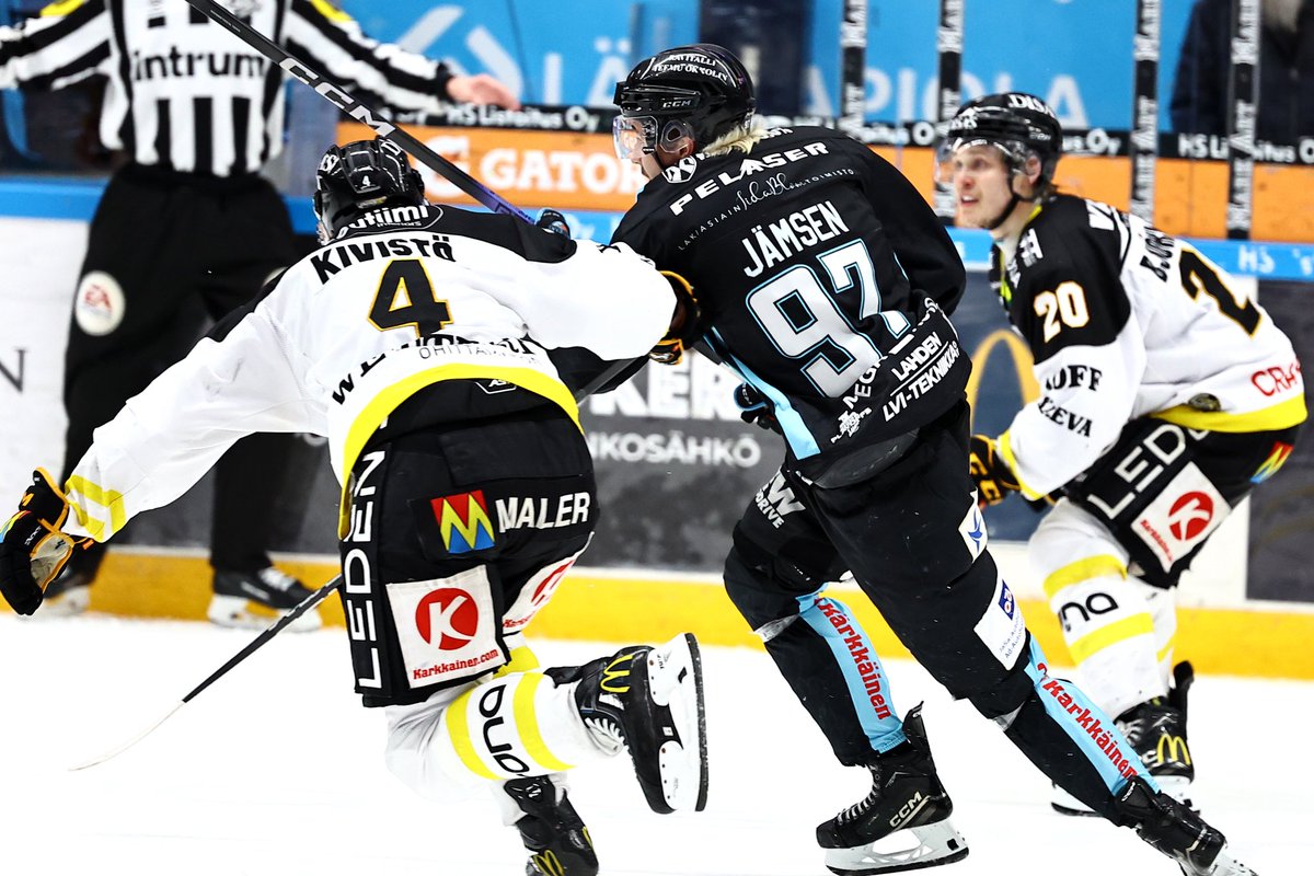 Lisää kaasua! 🔥 (1-0) #PelicansFi #Kärpät #Liiga 📸: Tomi Natri