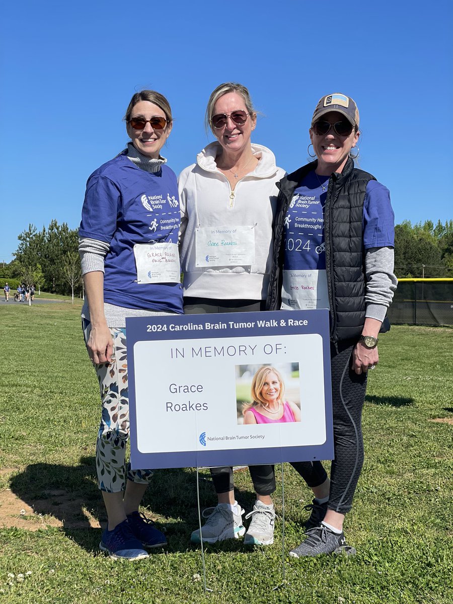 CCSCougarSports's tweet photo. Sent In 👇
Some Of Our CCS Alumni baseball families got together this morning for the National Brain Tumor Society’s walk/run in memory of Grace Roakes.
The Amazing Grace team was the largest team with 70 people!
💙💛⚾️
@CarmelCougars https://t.co/PwpU1nIOGq