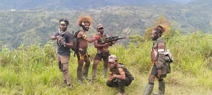 Selamat 63 Tahun kolonial Indonesia membungkam ruang demokrasi terhadap rakyat bangsa Papua sehingga Kombatan TPNPB Angkat senjata sebagai solusi pembebasan nasional Papua Barat.
Bravo TPNPB-OPM

@ginollopez
@Reuters
@west_Papua1961