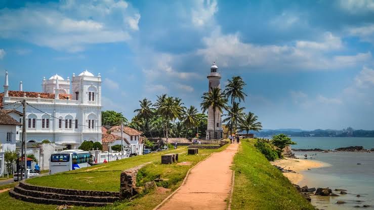 Travel - Sri Lanka : Best places to visit & other ... trends450.blogspot.com/2024/03/travel…

#Travel #travelphotography #travelblogger #traveltips #traveltheworld #TravelSmart #travels #traveling #TravelTV #Tours #tourism #tourism #saarc #Asia  #SriLanka #colombo #galle  #KandyLions