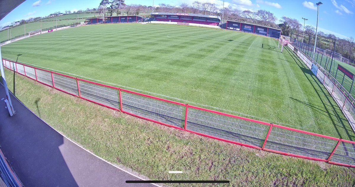 creweutdfc's tweet photo. Both Senior teams had the weekend off but it never stops at Crewe Park #dawsoncontracts #professionalgrass #sunshine #somepitch #crewepark #itsalwaysredandwhite https://t.co/dE4nv3ND07
