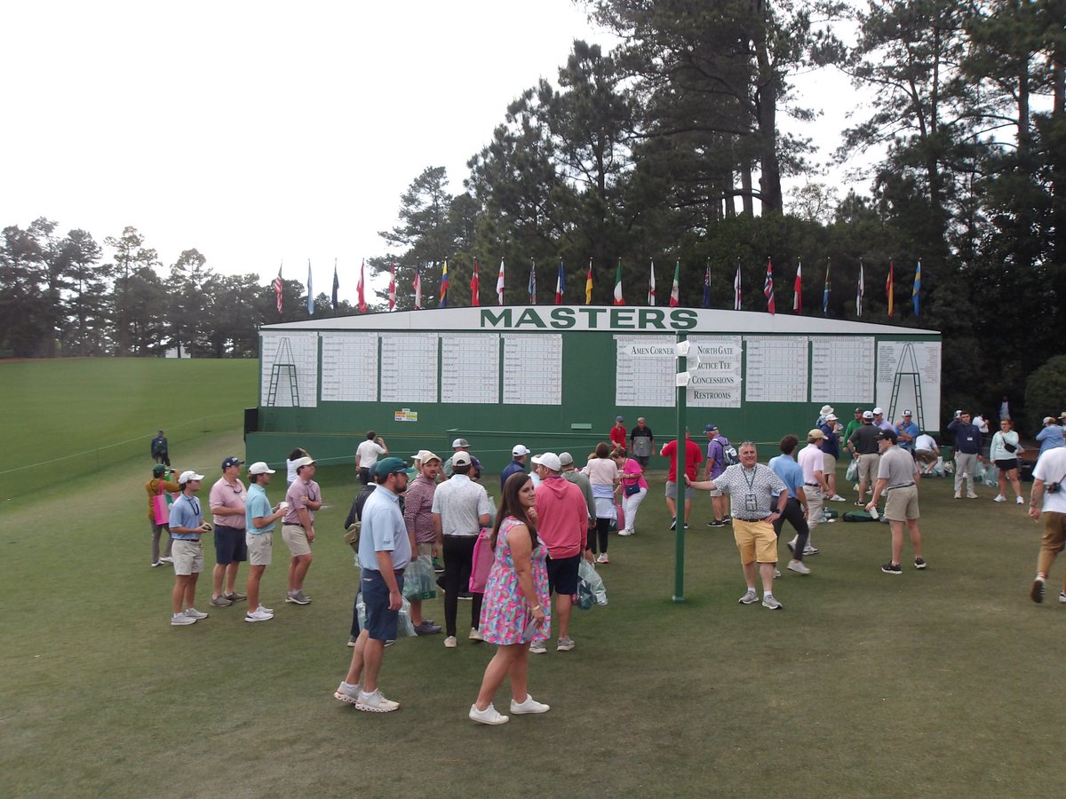 gabphillips's tweet photo. Watching and reliving one of my top “pinch me” moments! 

Some of my fav pics from Tuesday ⛳️🤍 https://t.co/HvCb0tR4bR
