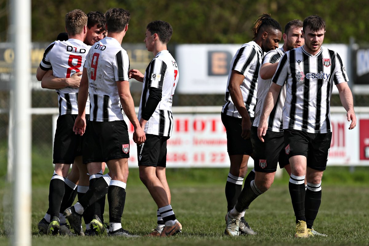CymruLeagues's tweet photo. Three goals ✅
Three points ✅

A crucial win for @FlintTownFC 🫡

#JDCymruNorth https://t.co/dUWAt0IZsx