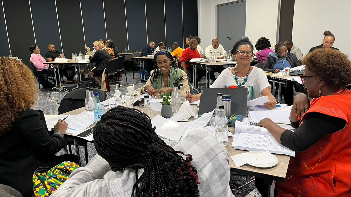 _IJR_'s tweet photo. Day 3 of the Women’s Election Mechanism for Peace (WEMP) training focused on framing democracy, addressing disinformation, misinformation and understanding online harms in election coverage. The day concluded with a discussion on elections and the electoral cycle. https://t.co/6iUaIlwB5n