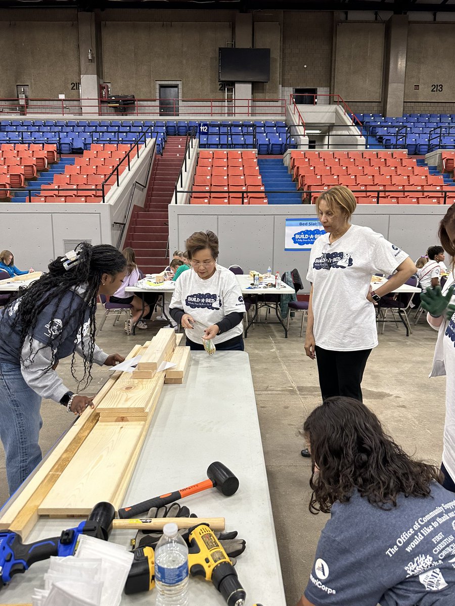 DrJOneill's tweet photo. What an amazing event led by @BenJcpsCSS @JCPSAsstSuptASP #buildabed #jcps https://t.co/P7JsGhxHBi