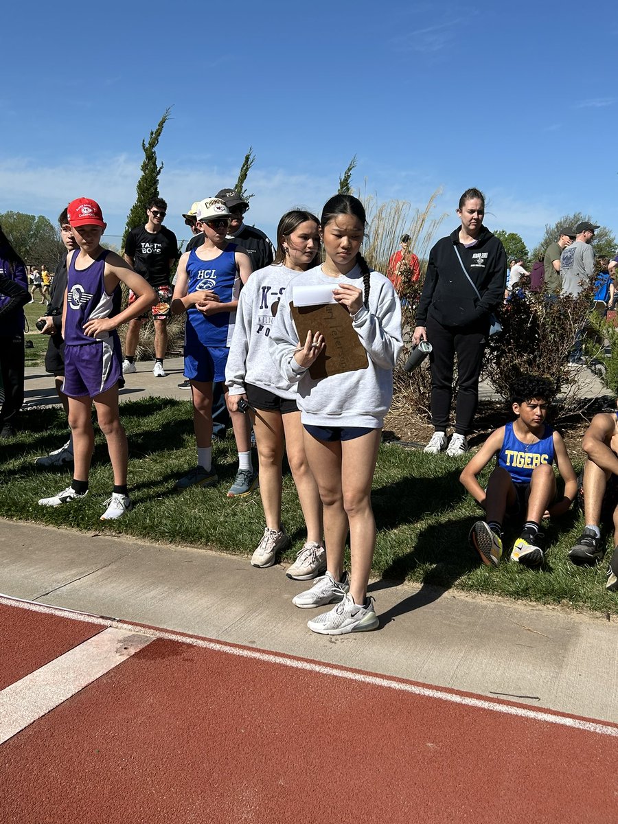 ICTCOACHB's tweet photo. Spending the day at MS track and love running  into some of our wrestlers volunteering to help out! https://t.co/EbBhp5lQV1
