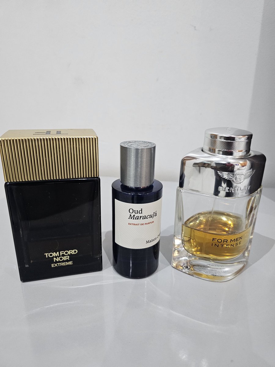 KingCossy1's tweet photo. Owambe day 😍😍😍

#SOTD
 Oud Maracuja x Tom Ford Noir Extreme x Bentley Men Intense https://t.co/RGX1Zmwfit