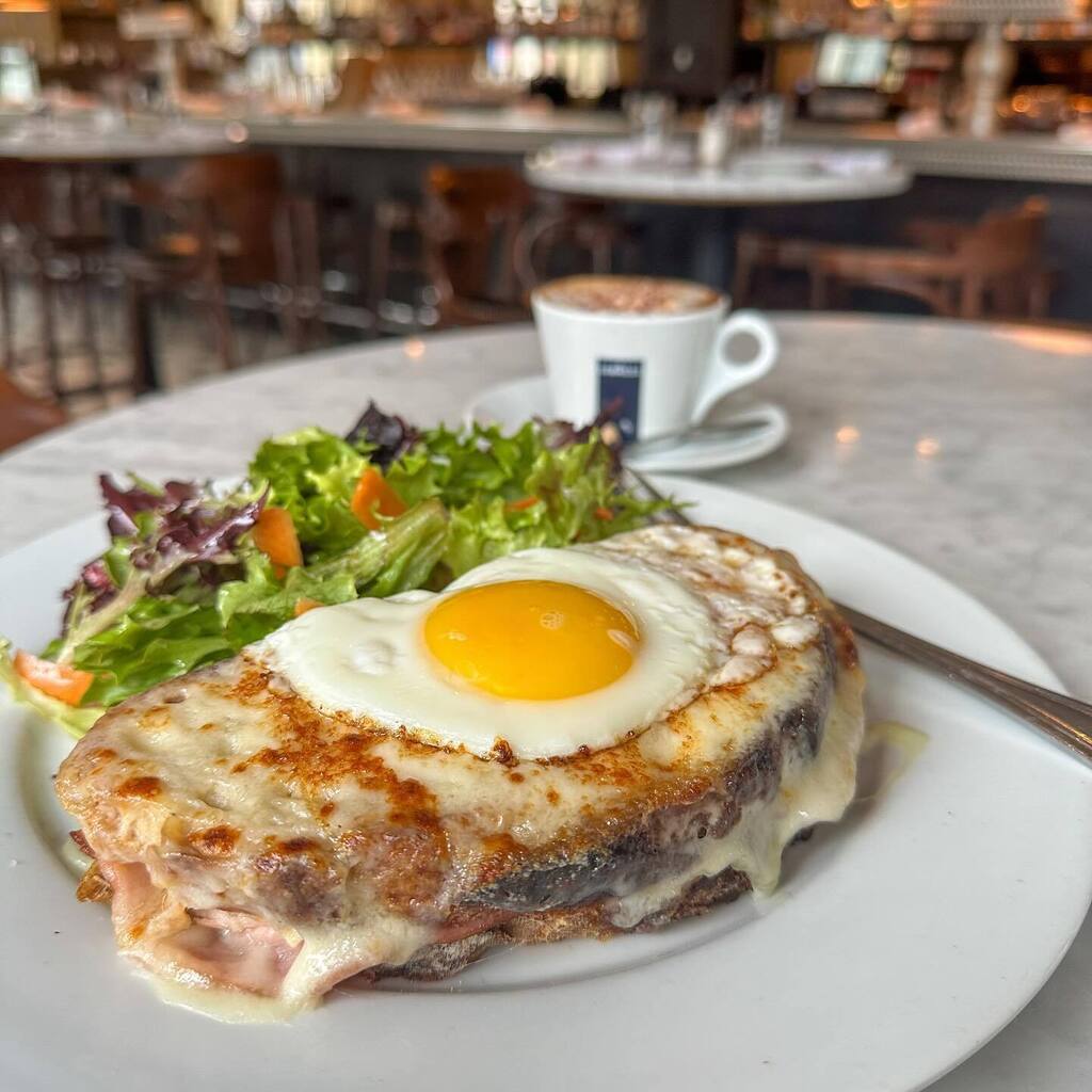 Pardon me Madame…. May  I have a bite? 

CROQUE MADAME
𝘩𝘢𝘮, 𝘨𝘳𝘶𝘺è𝘳𝘦, 𝘴𝘶𝘯𝘯𝘺-𝘴𝘪𝘥𝘦 𝘶𝘱 𝘦𝘨𝘨, 𝘱𝘢𝘪𝘯 𝘣𝘢𝘵𝘢𝘳𝘥, 𝘴𝘢𝘶𝘤𝘦 𝘮𝘰𝘳𝘯𝘢𝘺

Available daily Lunch/Brunch 

  #CoquetteRaleigh #VisitNorthHills #frenchbrasserie #MidtownRa… instagr.am/p/C5tPxY_rXjl/