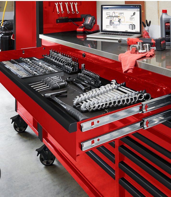 We are looking for a 310t mechanic to join our team immediately 

Send a DM located in 
Vankleek Hill Ontario