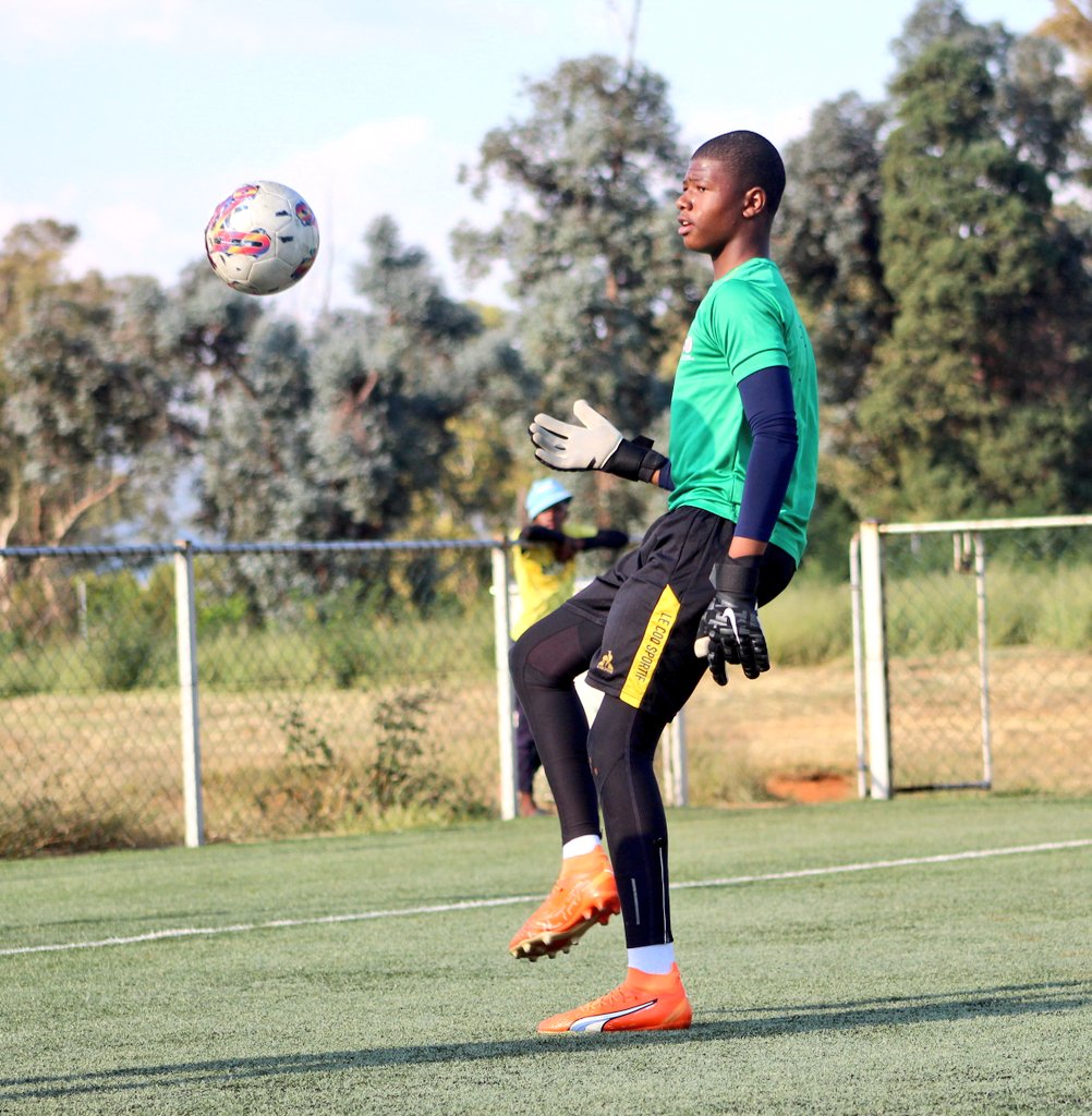 Our Goalkeepers during the session this afternoon 🧤🥅 SA🇿🇦U17 National Team