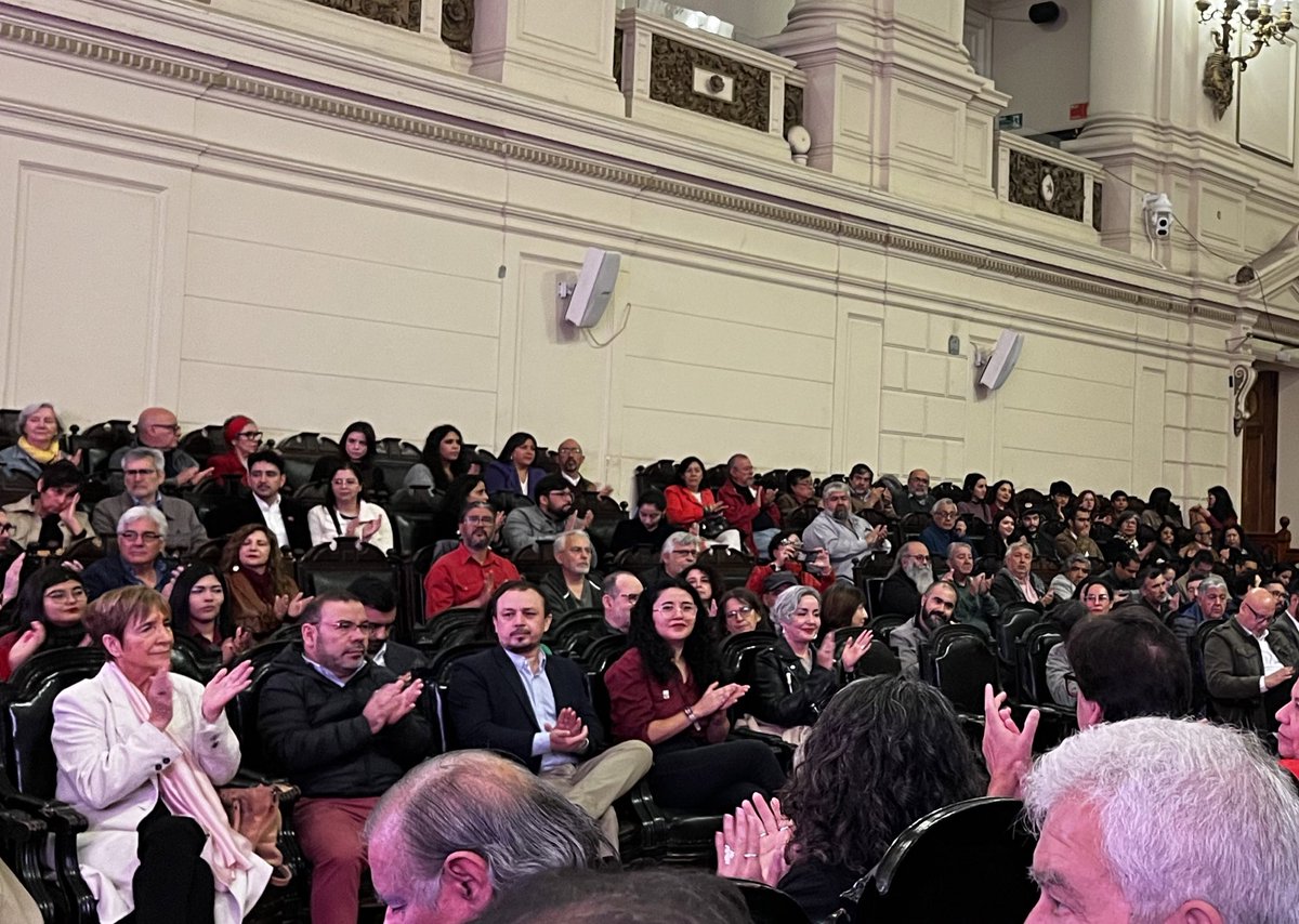 SerranoDaniela_'s tweet photo. Damos inicio al XXVII Congreso Nacional del @PCdeChile : 

¡Comprometidos con Chile, seguimos construyendo futuro! 🇨🇱 https://t.co/zdj7XIdQU9