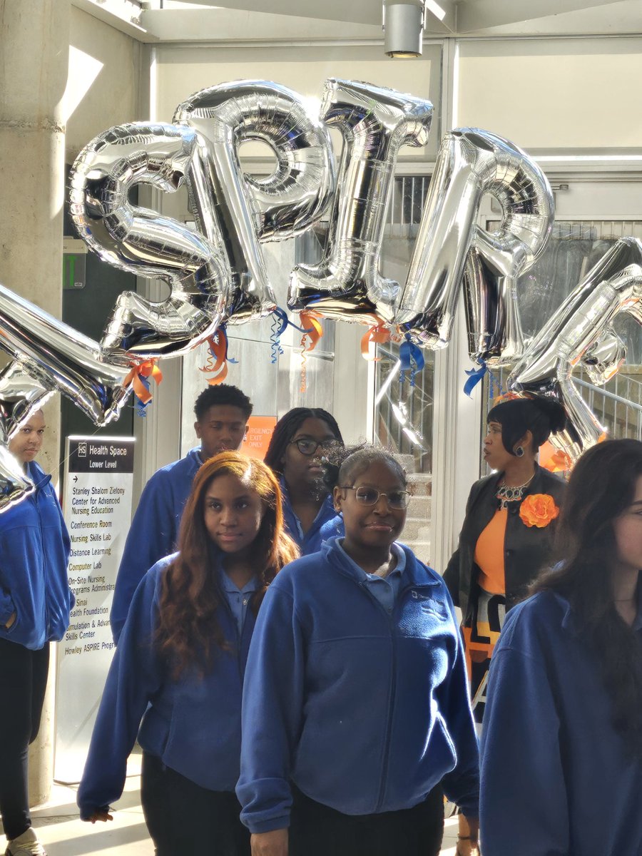 Lisa Baszynski tweet media