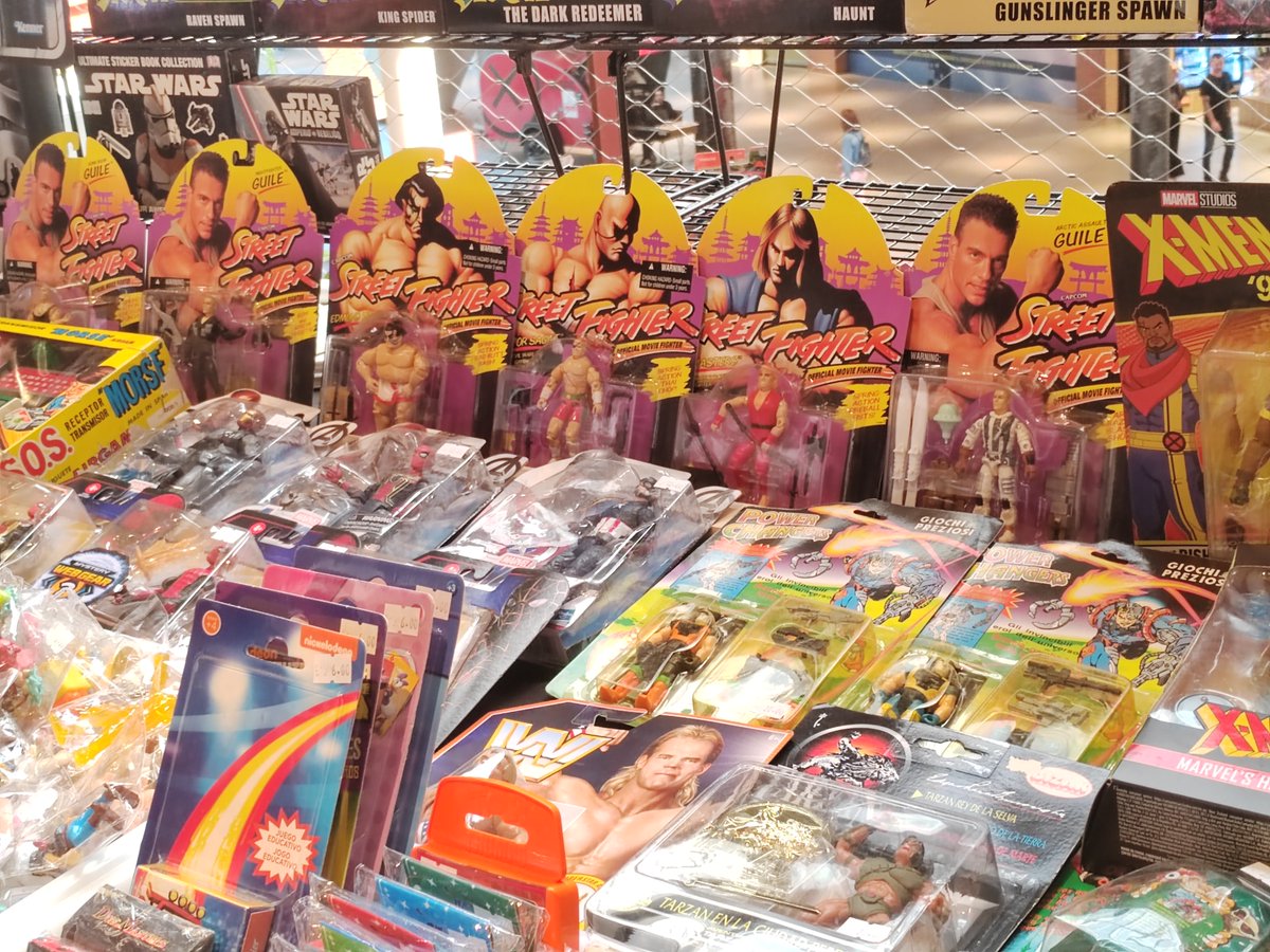 Pixel_2_Pixel's tweet photo. Si estáis por #Alcorcon, echad un vistazo a la feria de #Retroland que se han montado en #XMadrid. Están hasta las 21h de hoy. https://t.co/JjKHlxnbJk