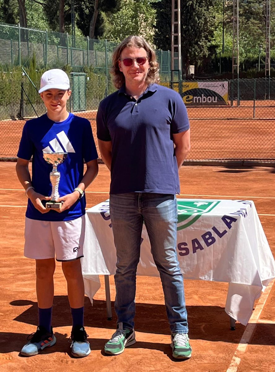 🎾💙🏆 Juan Aznar, subcampeón del Torneo Wilson infantil en el Stadium Casablanca!! Enhorabuena, Juan!! #RZCT #somosRZCT #tenis