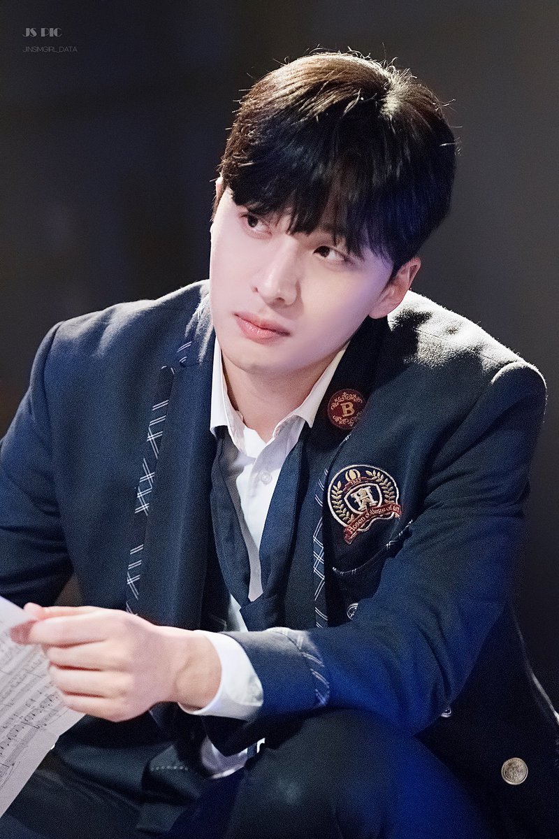 240413 비클래스 에필로그
이수현 박준형 배우님

imjinsimgirl.tistory.com/753