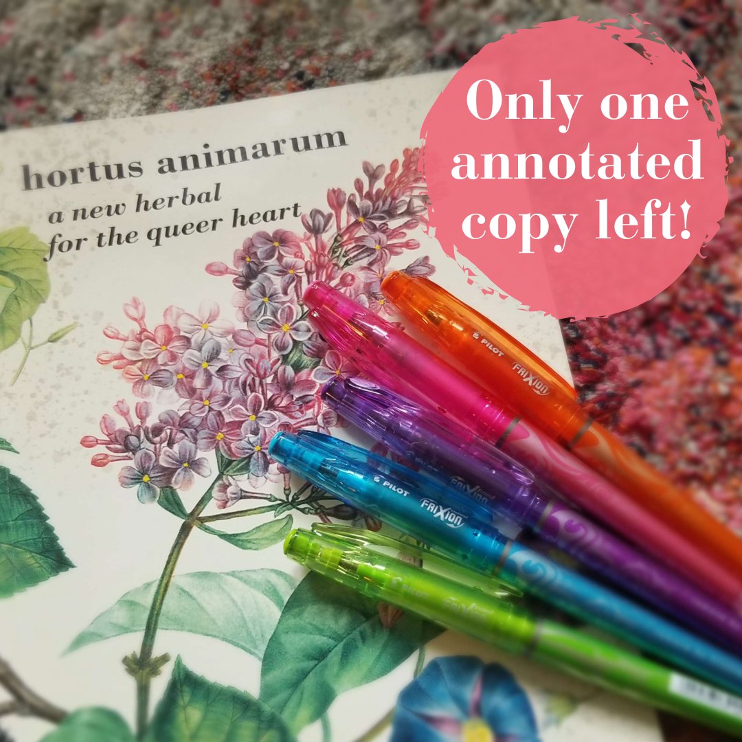 If you like your books choc full of marginalia, secret behind-the-scenes lore, nerdy plant facts, etc, there is ONE final annotated copy of "hortus animarum" up for grabs on the Kickstarter! 🌺

Peek here: kickstarter.com/projects/sienn…