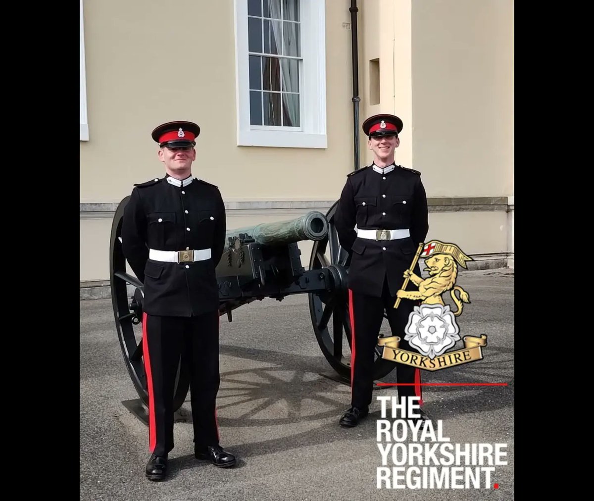 Welcome to Yorkshire's Infantry to two new Officers, commissioned yesterday at @rmasandhurst. Seen here with Colonel Nigel Rhodes. 2nd Lieutenant Max House and 2nd Lieutenant Ben Duncalfe. @britisharmy @armyleadership @_desert_rats_ #fortunefavoursthebrave #yorkshire #Infantry
