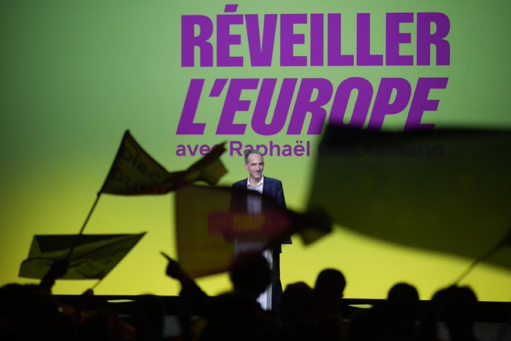 📣 « Nous porterons la fin de l’obsolescence programmée ! Nous soutiendrons la création d’une grande filière de la réparation ! » 

Pour la #RevolutionEcologique Europeenne, @rglucks1 à Nantes 

#ReveillerLEurope 
#Europeennes2024 
#Glucksmann