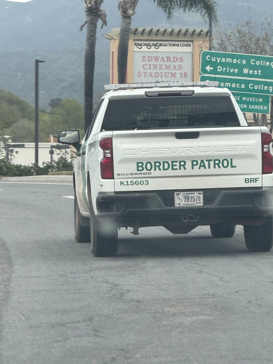 An agent turned around and followed 2 femme aid workers for miles yesterday when they were heading home. This is the type of intimidation that happens when you simply feed ppl and keep them from dying.