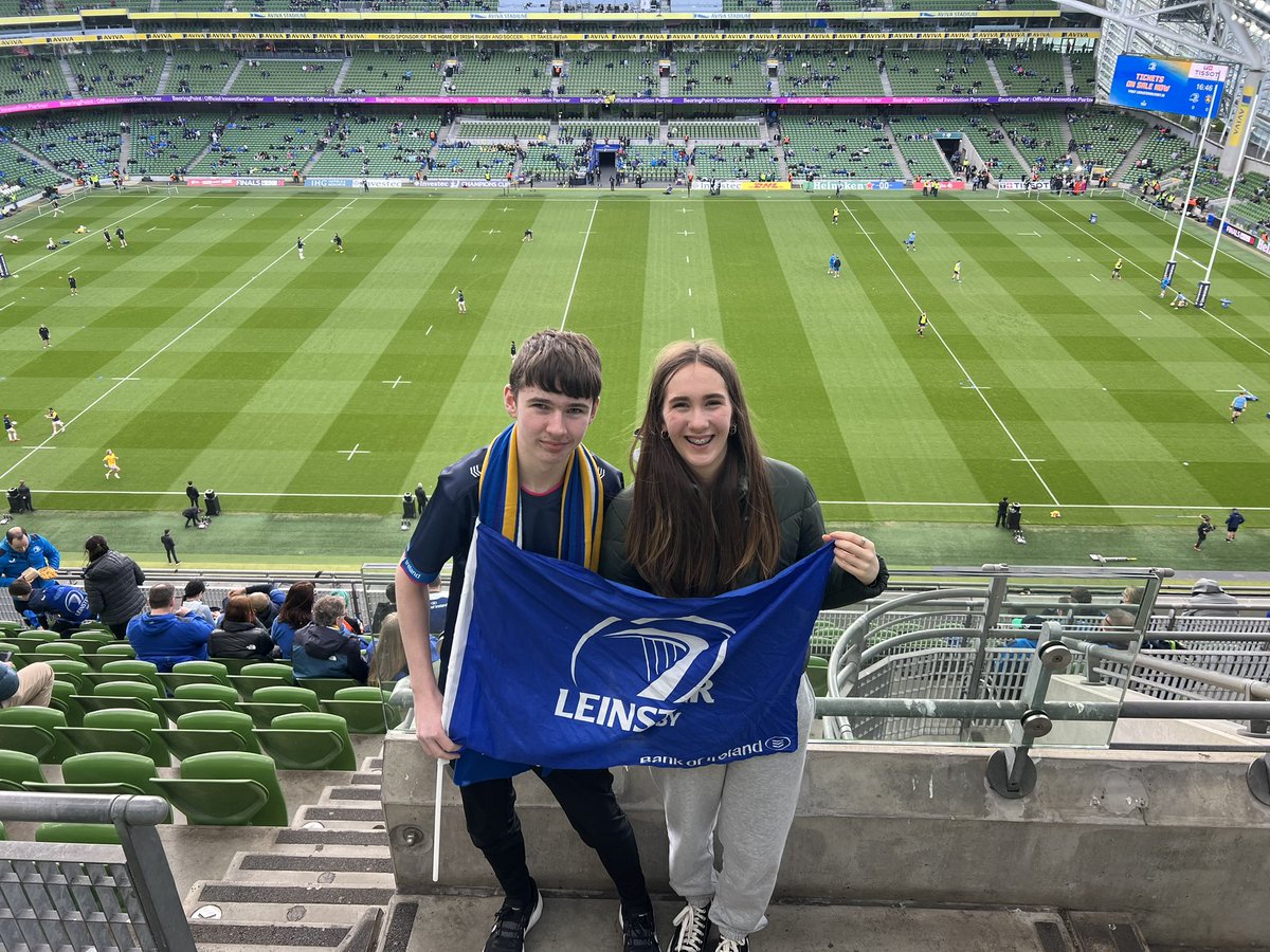 BMLMediaIre's tweet photo. Happy birthday Fionn and Ruby #FromTheGroundUp Go on @leinsterrugby https://t.co/qDmERQtwmU