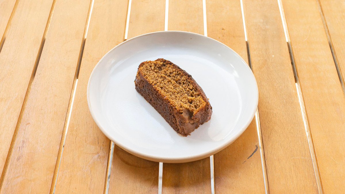 WolfysBar's tweet photo. Indulge in the bestseller at Wolfy's Bar - the Wolfys Banana Bread Slice! Moist, flavorful, and oh so delicious. Don't miss out on this must-try menu item. #Wolfys #BananaBreadSlice #Bestseller #FoodieFavs https://t.co/psWA65EApe https://t.co/5HVzplxQo9