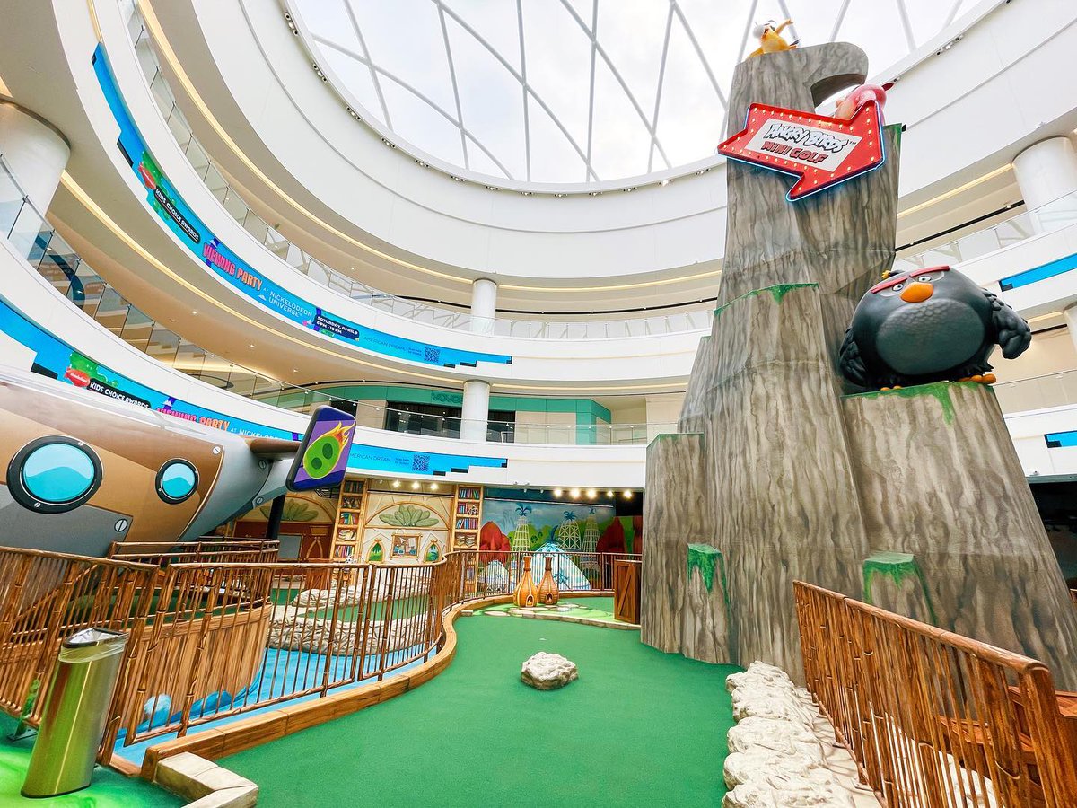 The American Dream Mall is an adventure where dreams meet reality! 🎢✨ Shop in over 400 stores, taste culinary delights from around the globe, interact with sea animals at the aquarium and more. #VisitNJ #AmericanDream visitnj.org/article/americ…