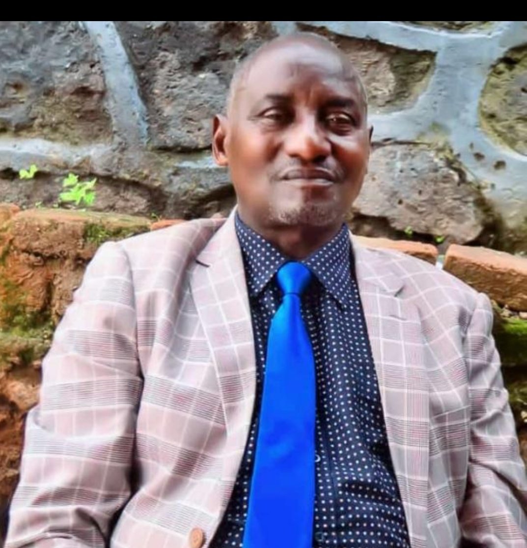 MuhireRodrigue's tweet photo. Abantu mwize #Mutenderi, Uyu Mugabo muramuzi?
Yitwa Sibazindutsi Mazimpaka Oswald https://t.co/xkEMTKv2AA