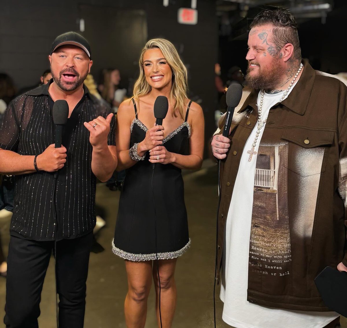 Jelly, Lainey & ALL the must see BACKSTAGE moments at the #CMTawards on HOT 20 this weekend on @CMT @cmtHot20