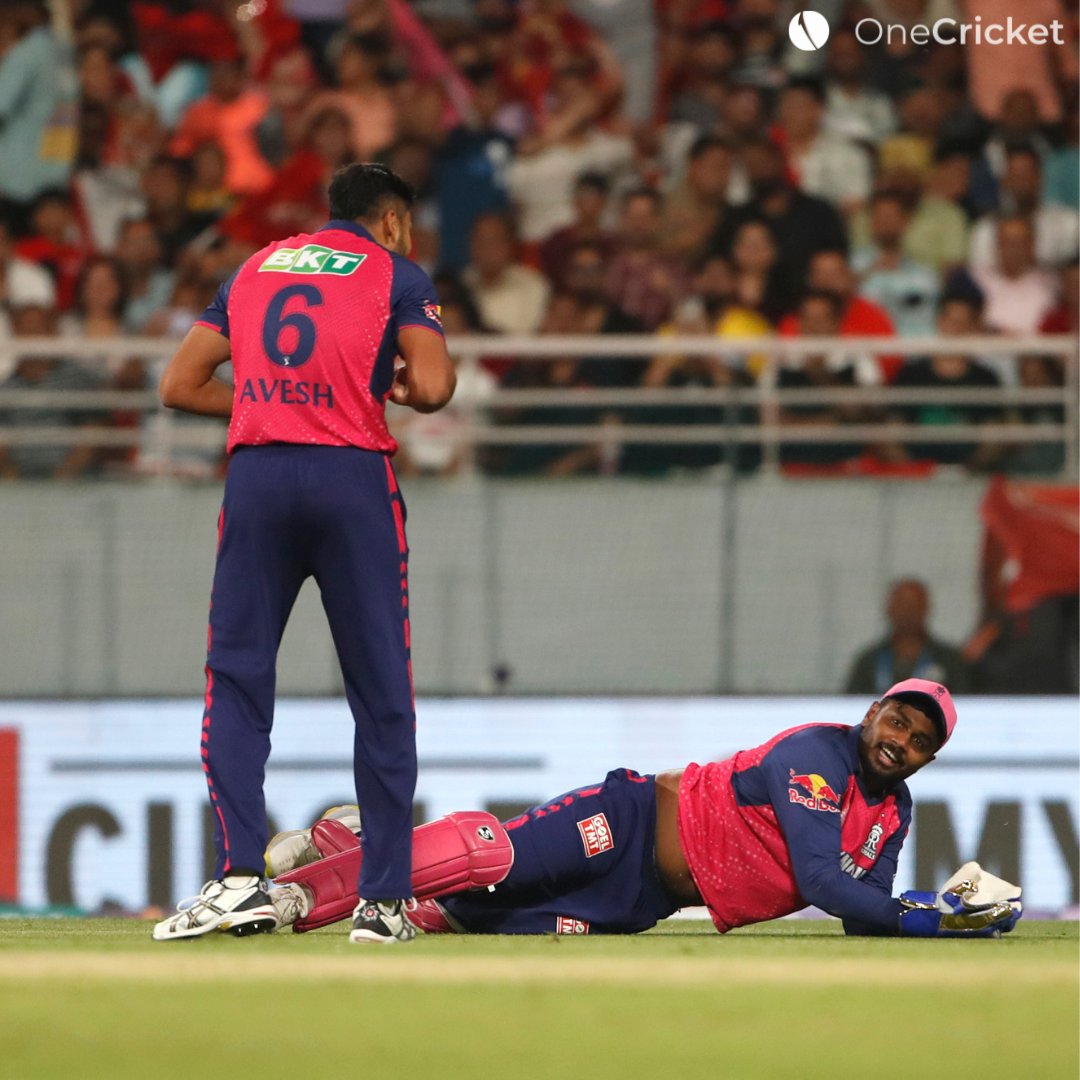 Krik_freac's tweet photo. This time its -Sanju Samson and Avesh Khan.

#IPL2024 #RRvsPBKS https://t.co/3EBwnyKSlJ
